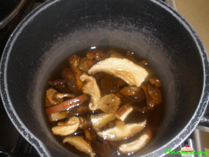 Стручковая фасоль, горошек и грибы в сливках - обалденный гарнир!