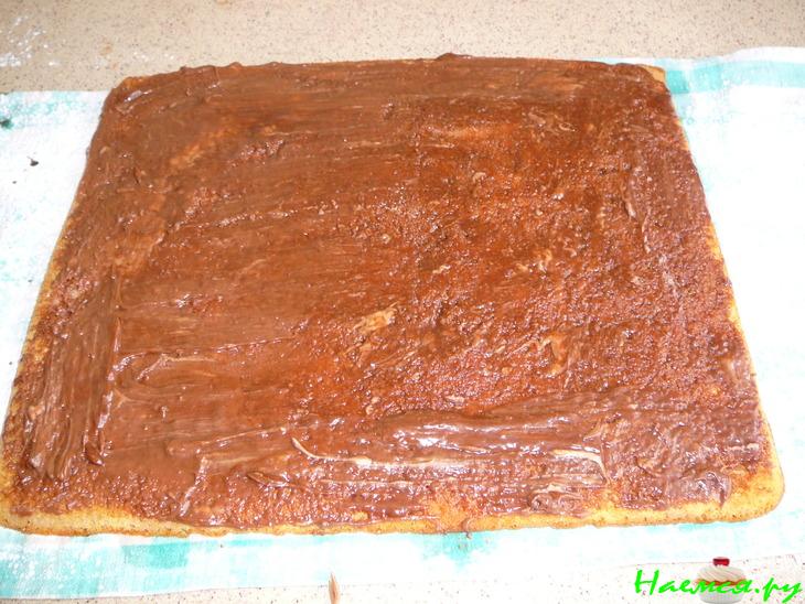 Бисквитный рулет на молоке