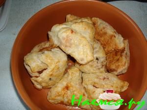 Самса с картошкой и зеленым горошком