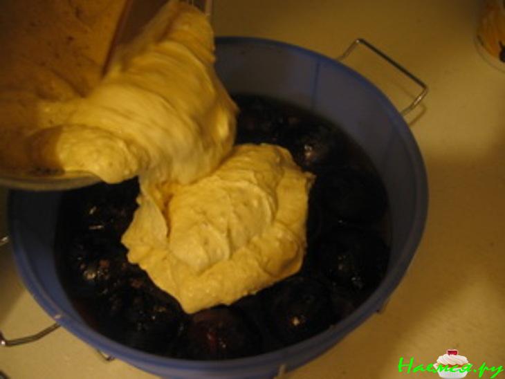 Сливовый пирог "перевертыш"