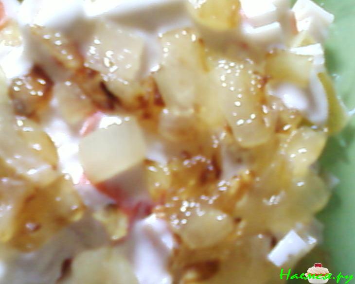 Салат "Экзотика" с грибами и крабовыми палочками