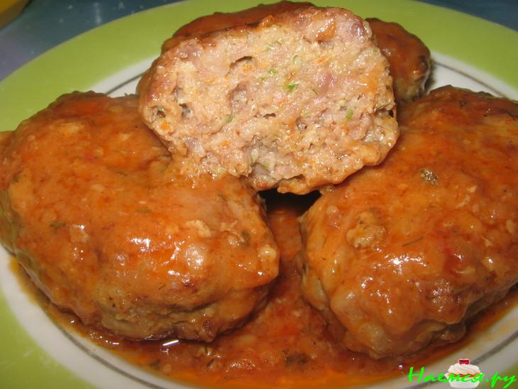 Котлеты из мясного фарша и овощной смеси