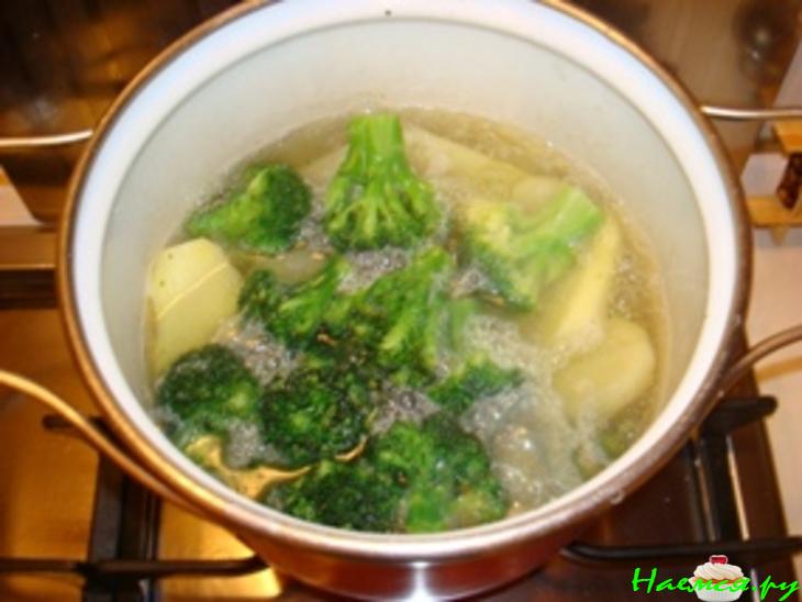 Рыба под зеленым покрывалом