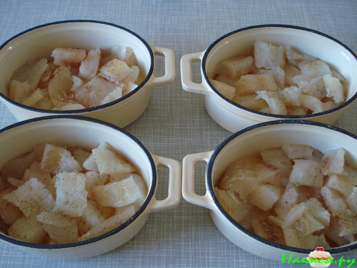 Рыба в горшочках