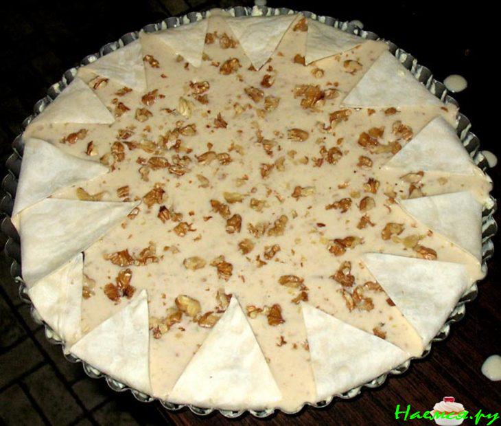 Пирог из теста Фило с йогуртно-ореховой начинкой