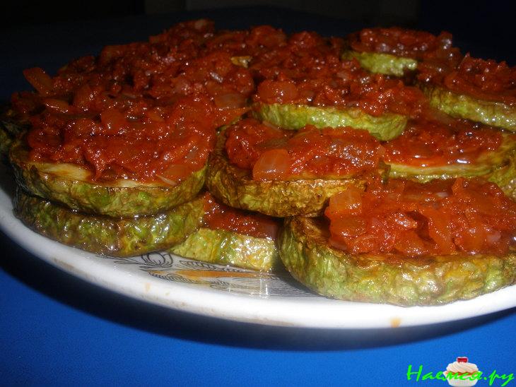 Кабачки по-летнему в томате