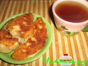 Постные пирожки с луком и...яблоками