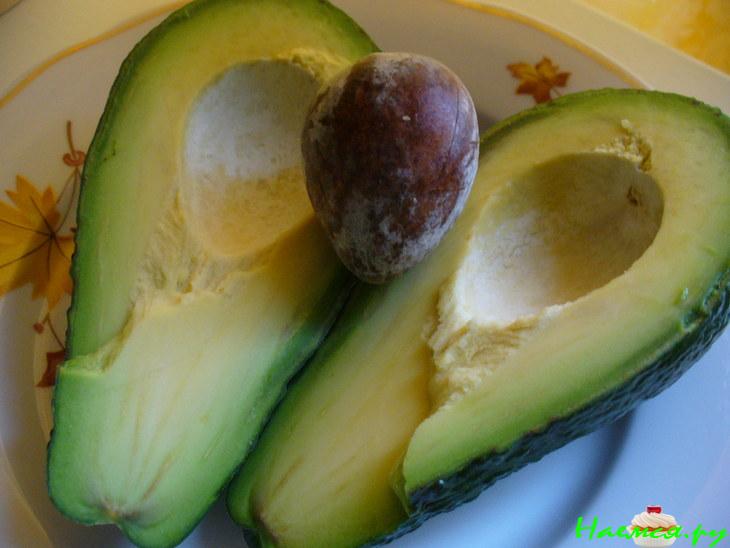 Закуска из Лосося с Авокадо и Тархуном