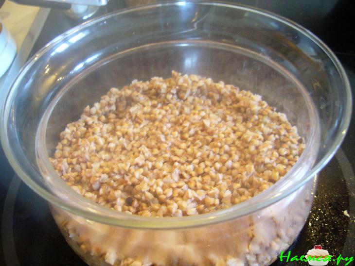 Густой томатный суп с цуккини и гречкой