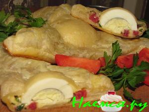 Простые пирожки из слоёного теста Простые пирожки из слоёного теста