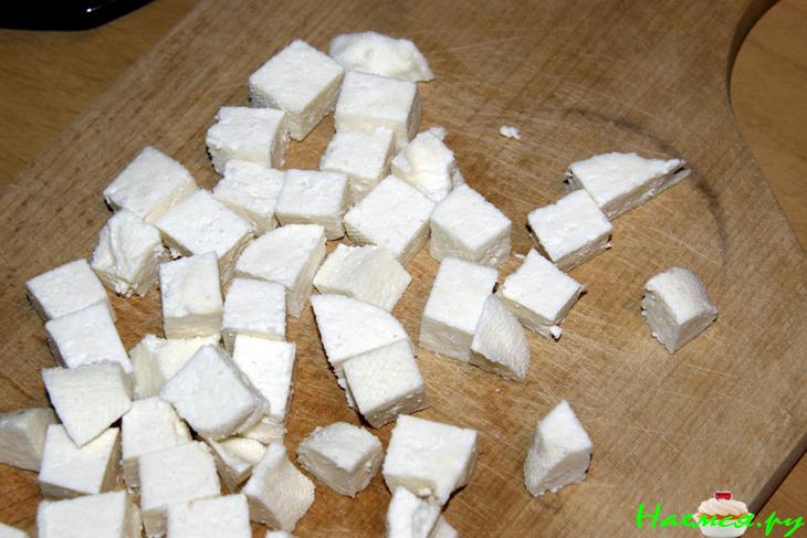 Панир Масала (Жаренные сырные кубики с пряностями)