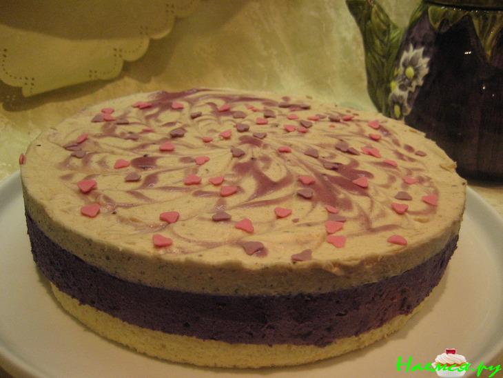 Торт бисквитный со смородиновым и банановым муссом "Наслаждение"