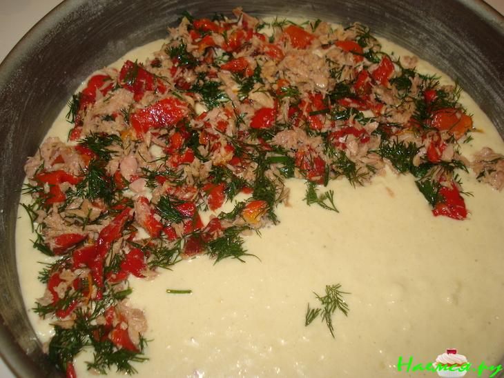 Пирог с тунцом и паприкой
