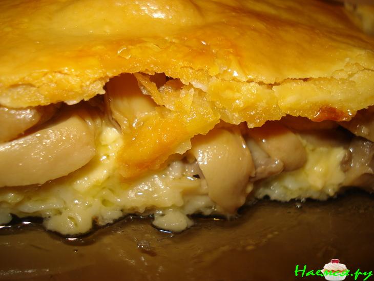 Манитаропита /грибной пирог/