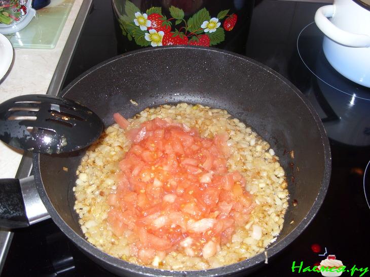 Суп-харчо со свиной грудинкой с косточкой