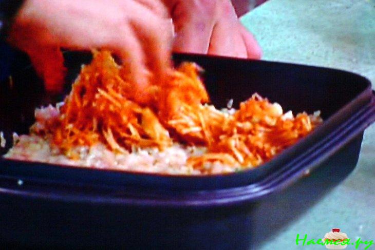 Запеканка мясная с яблоками и сыром