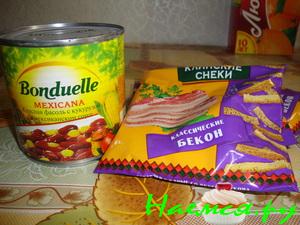 Быстрый фасолевый салат с сухариками Быстрый фасолевый салат с сухариками