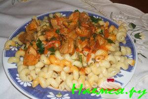 Гуляш в томате