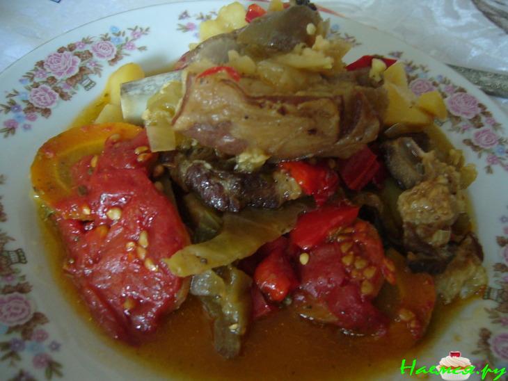 Чанахи с бараньеми ребрышками Чанахи с бараньеми ребрышками