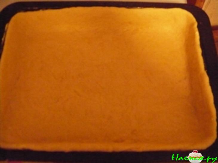 Открытый яблочно-рисово-лимонно-ореховый пирог