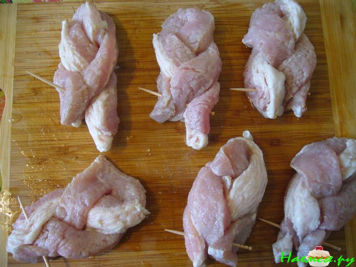 Мясная косичка Мясная косичка