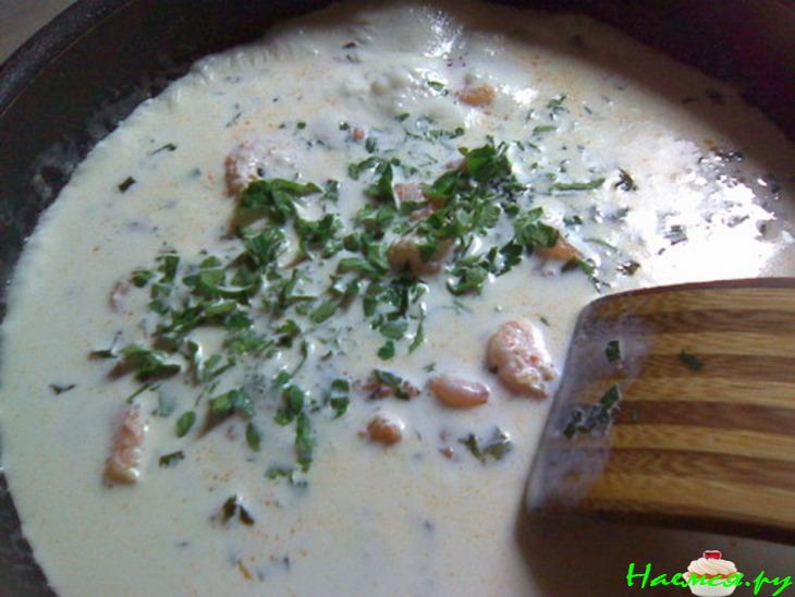 Спагетти с малосольной сёмгой, икрой и сливочно-сырным соусом «Навеяло!» Спагетти с малосольной сёмгой, икрой и сливочно-сырным соусом «Навеяло!»