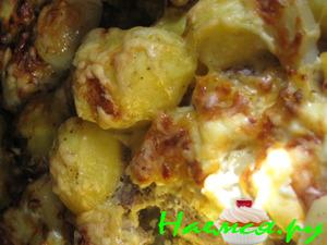 Мясо с ананасами и гарниром Мясо с ананасами и гарниром