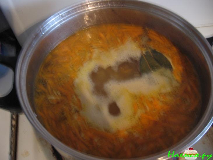 Суп с вермишелью и фрикадельками