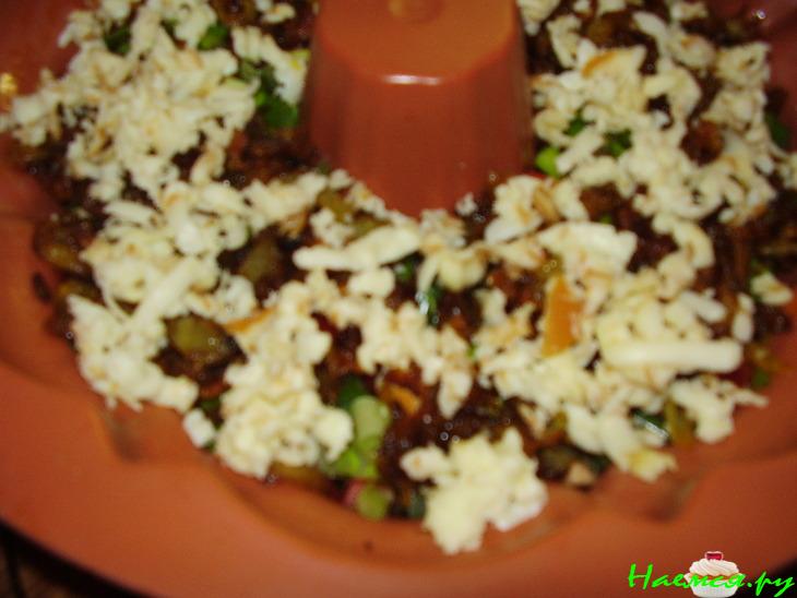 Пирог с куриной печенкой