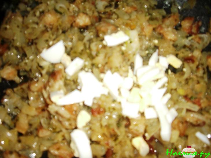 Открытый пирог с луком Открытый пирог с луком