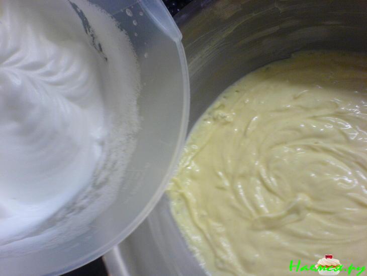 Пирог с черникой и сырной массой