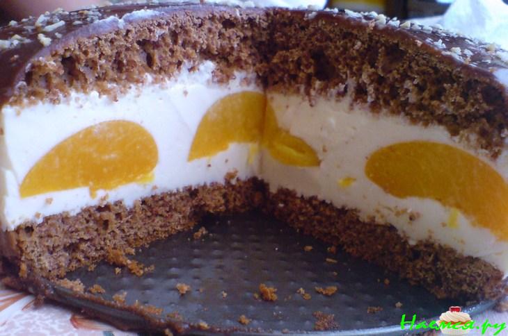 Торт 'Сливочные облака с персиками'