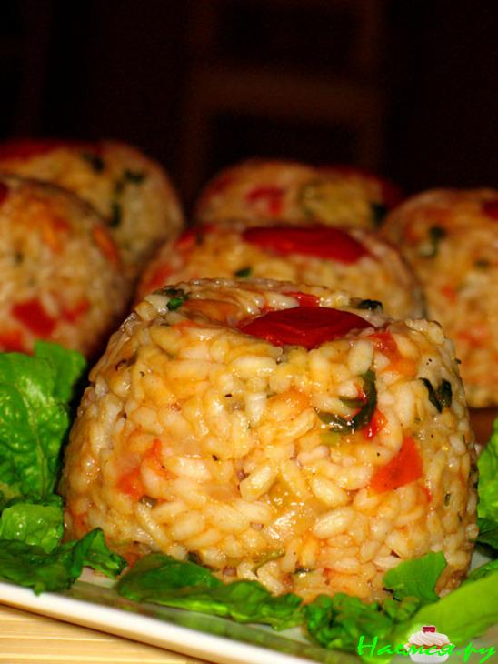 Рисовые тимбали с моцареллой (Sformatini di riso alla mozzarella)