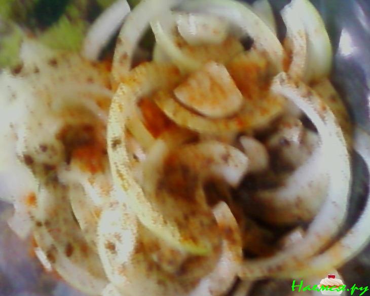 Салат овощной с консервированной морской капустой