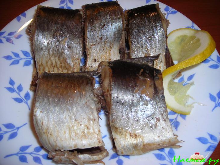 Селёдка тушеная в рассоле