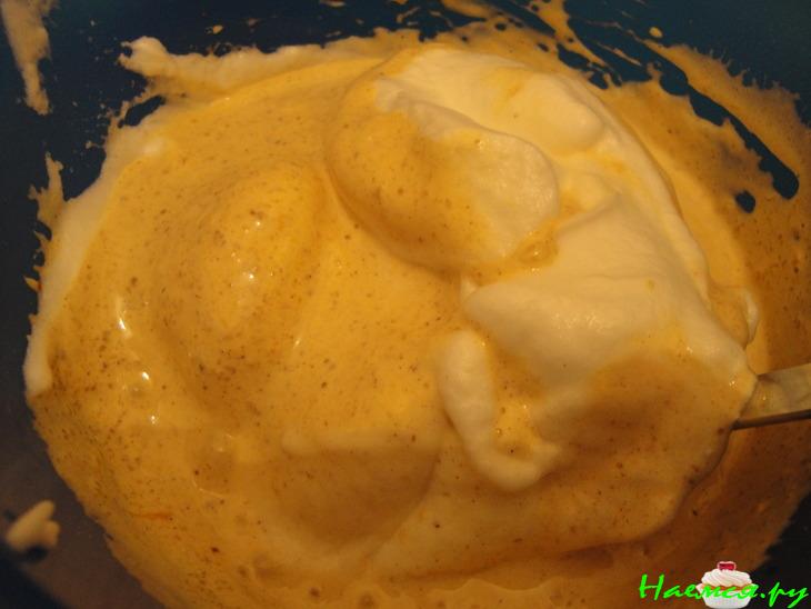 Маковый бисквит с орешками