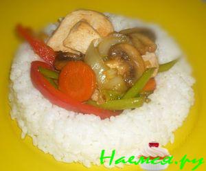 Куриные грудки в овощах в китайском стиле