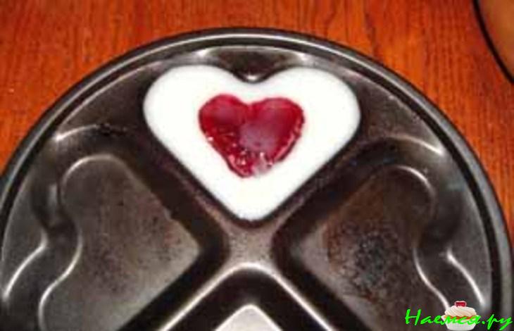 Торт "Валентинка" с желе Торт "Валентинка" с желе