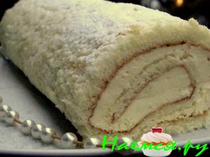 Нежный творожный рулет