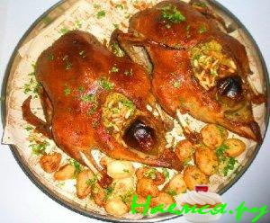 Уточки в духовке начинённые рисом и фаршем