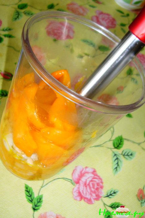 Суп-пюре с рыбой оранжевый