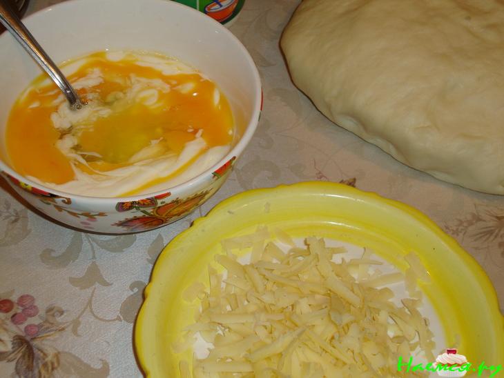 Пирог с фаршем, шпинатом и творогом