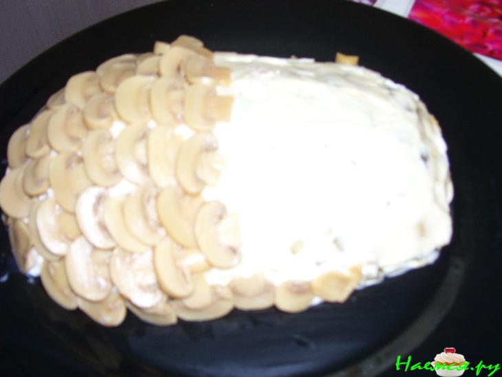 Салат куриный с маринованными грибами "Ананас" Салат куриный с маринованными грибами "Ананас"