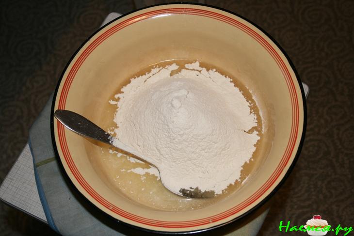 Пирог с яблочной начинкой