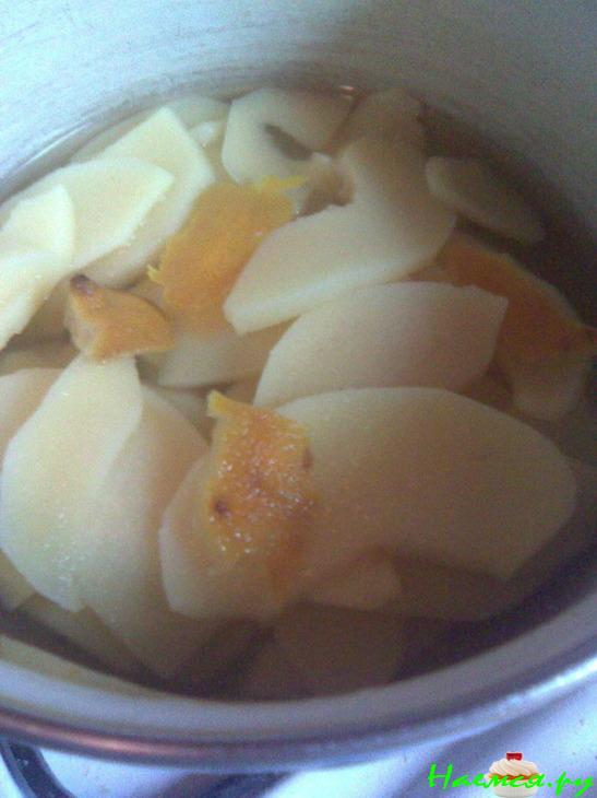 Пирог с заварным кремом, айвой и грушей для тех, кому не хватает «солнца»