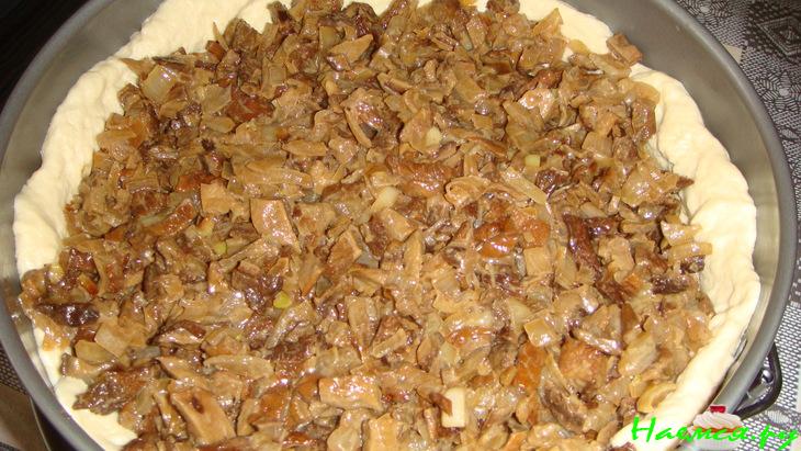 Пирог с сухими грибами Пирог с сухими грибами