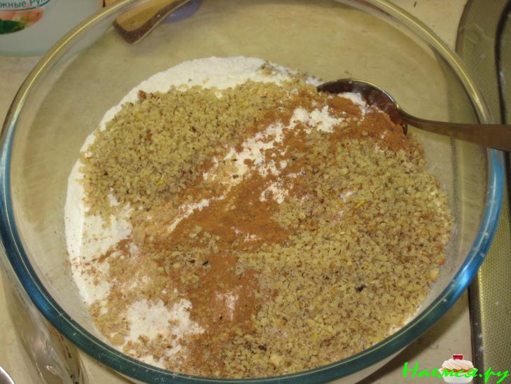 Пряное печенье с орехами (Gingersnap Cookies)