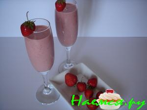 Коктейль клубничный Коктейль клубничный