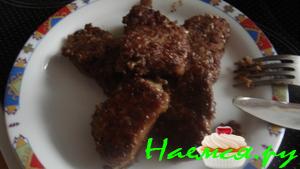 Отбивные из печени в соево-коричном маринаде