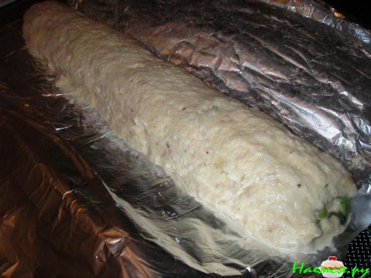 Рыбный рулет со шпинатом и зеленым луком